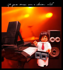 Lego Goldman au Piano